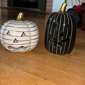 Ceramic pumpkins